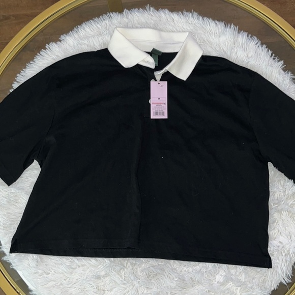 (A) NWT size medium wild fable crop top black with white collar - Picture 1 of 4